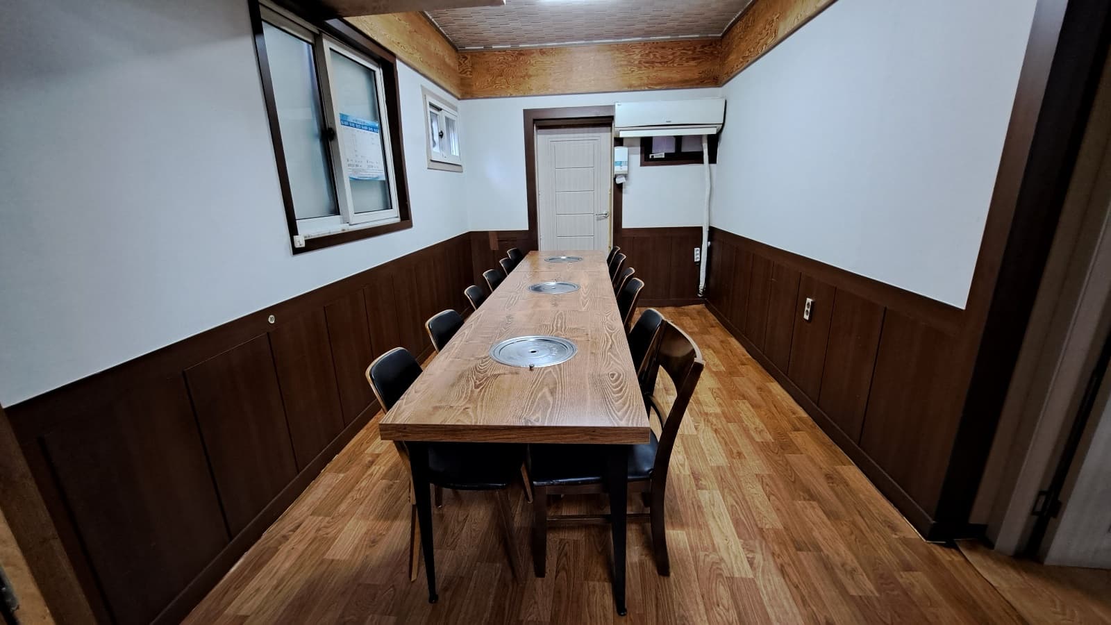 매장 전경 및 단체실 3